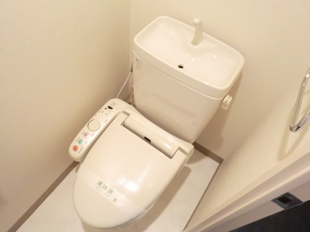トイレ　ウォシュレット付トイレ
