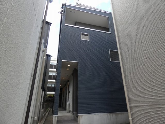 ルソレイユ安田通の建物外観