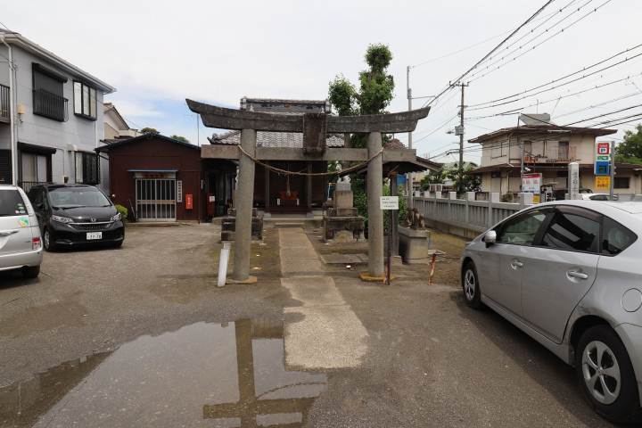 その他　稲荷神社（その他）まで1268m