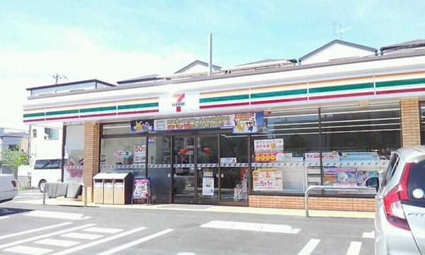 コンビニ　セブンイレブン大阪鶴町１丁目店（コンビニ）まで206m