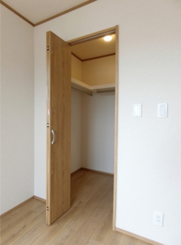 収納　図面と現状に相違がある場合には現状を優先