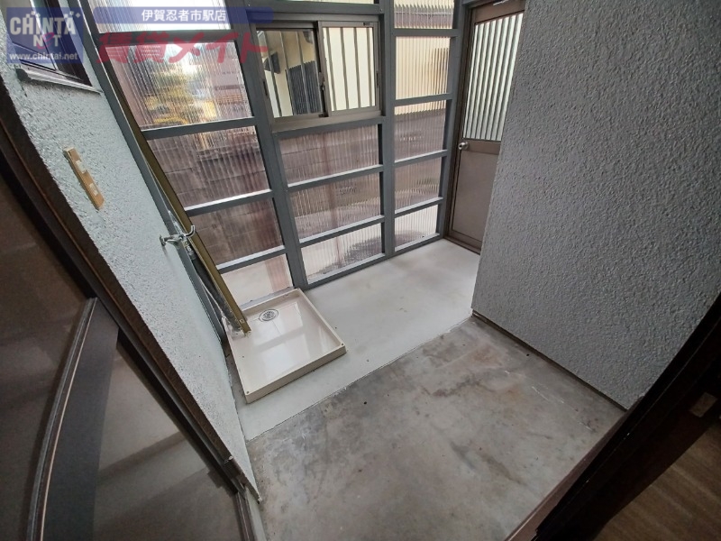 バルコニー　同物件別室写真