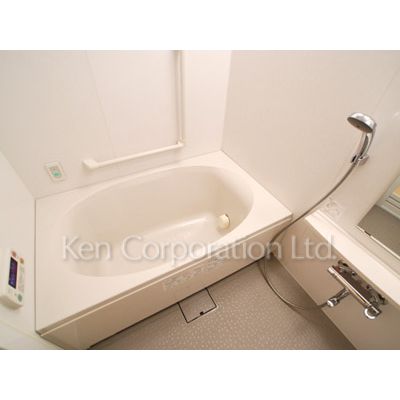 バス・シャワールーム　同タイプ15階のお部屋を撮影。仕様が異なることがあります。