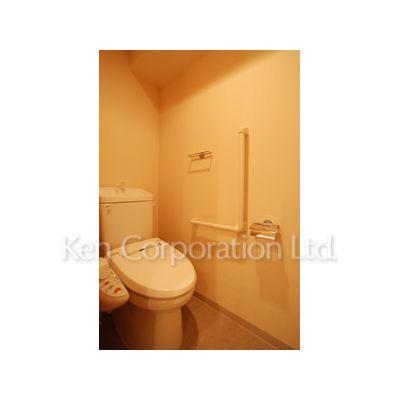 トイレ　同タイプ15階のお部屋を撮影。仕様が異なることがあります。