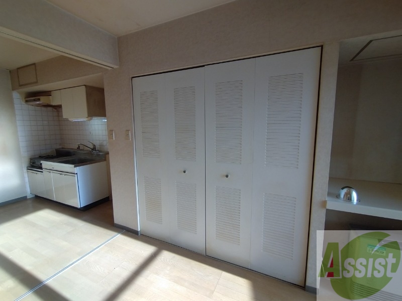 収納　収納もバッチリあるのでお部屋が片付きますよ！