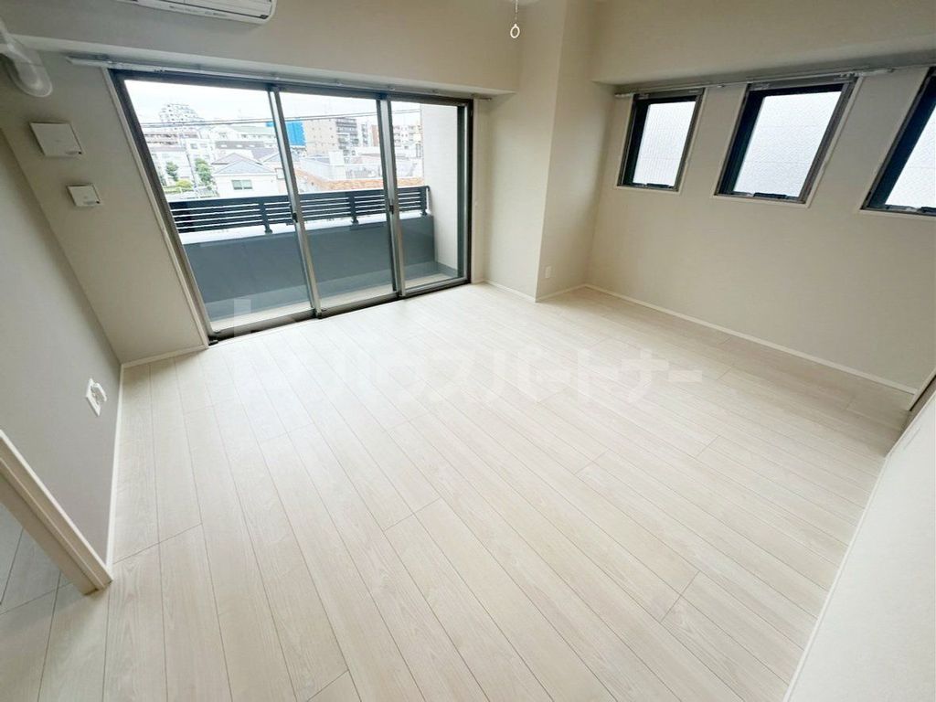 居室・リビング　バルコニー