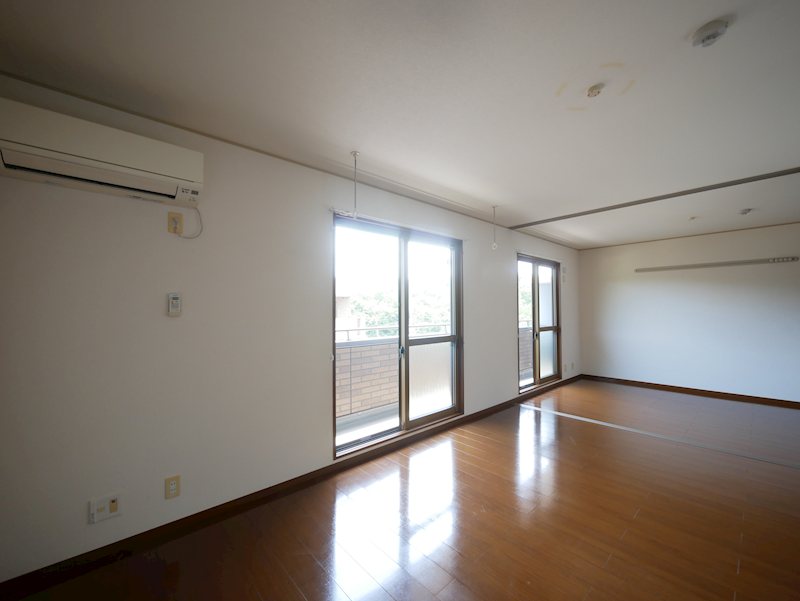 居室・リビング　ＬＤＫ１２帖