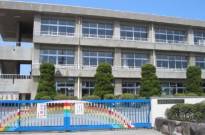 小学校　倉敷市立琴浦西小学校（小学校）まで1371m