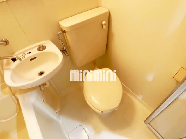 トイレ　清潔感のある洋式トイレです。