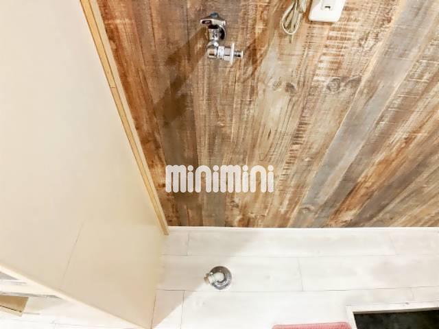 その他部屋・スペース　室内に洗濯機置き場がございます。