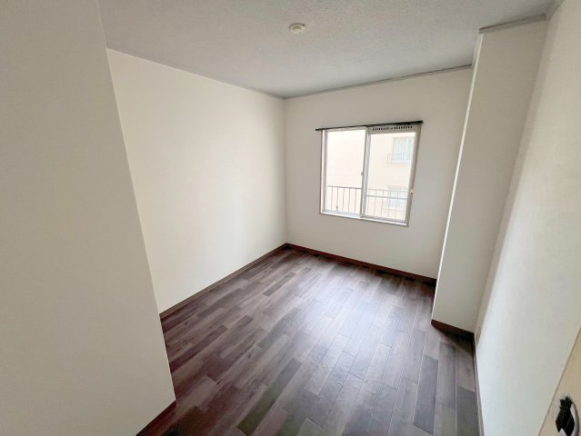 居室・リビング　解放感があって心地よいリビングです。