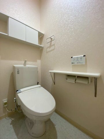 トイレ　トイレもきれいです