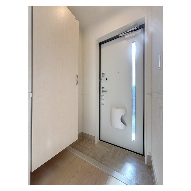 玄関　ンクッションおける玄関フロア