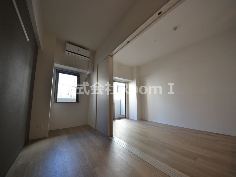 その他部屋・スペース　落ち着いて過ごせるお部屋なので、寝室にいかがでしょうか