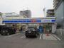 コンビニ　ローソン札幌本郷通十三丁目店（コンビニ）まで476m