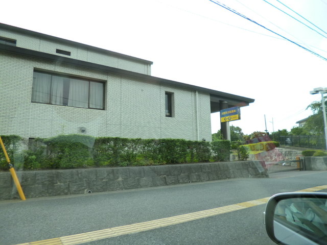 図書館　座間市立図書館（図書館）まで1000m