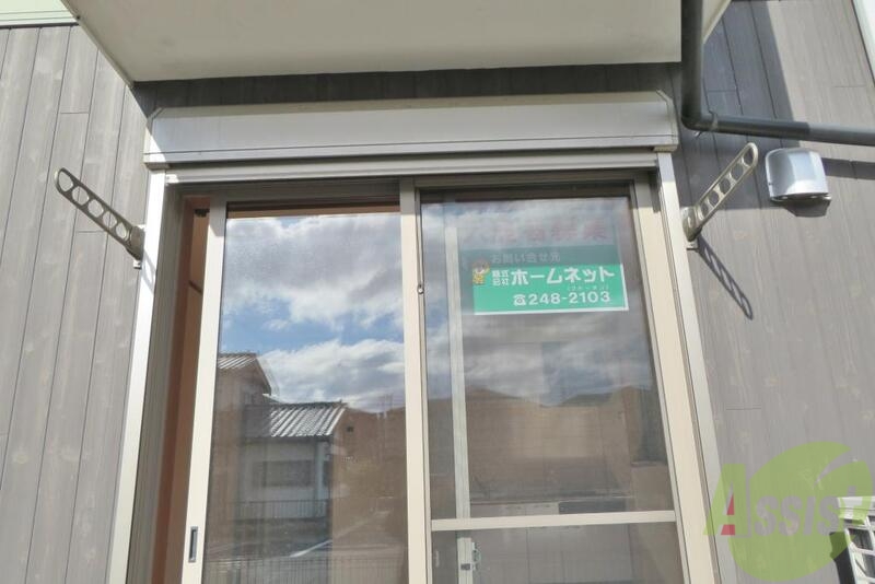 バルコニー　お部屋にはテラスが付いてます。