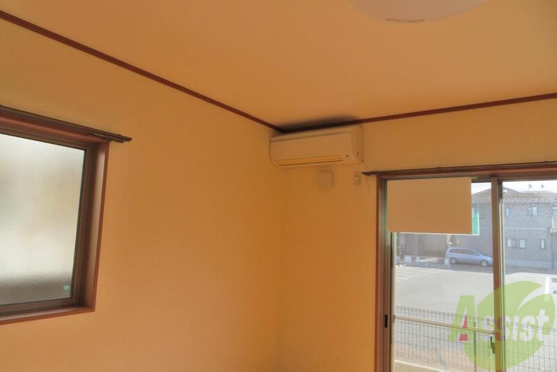 その他設備　エアコンが入居時から付いて引っ越してすぐ使えます。