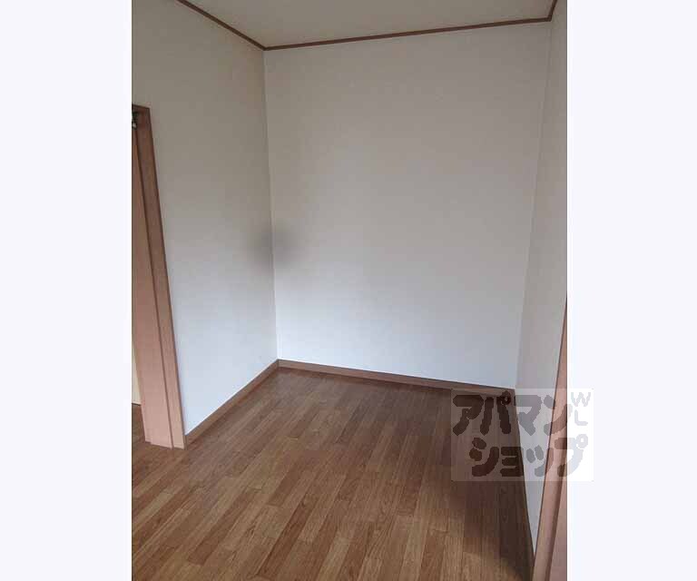 居室・リビング　シンプルなお部屋です！