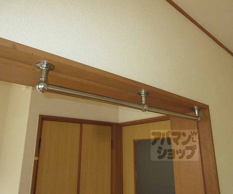 その他設備　服や洗濯物もかけられます！