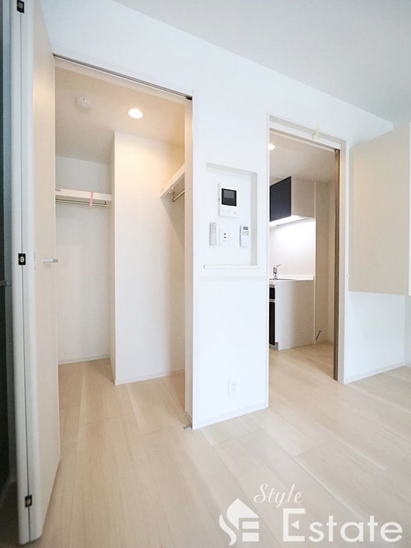 収納　ウォークインクローゼット