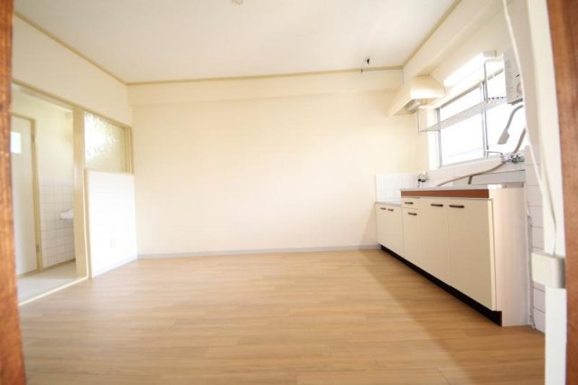 居室・リビング　居間です