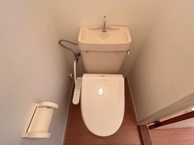 トイレ　シャワー付トイレ