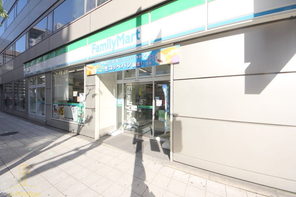 コンビニ　ファミリーマート 京町堀店（コンビニ）まで90m
