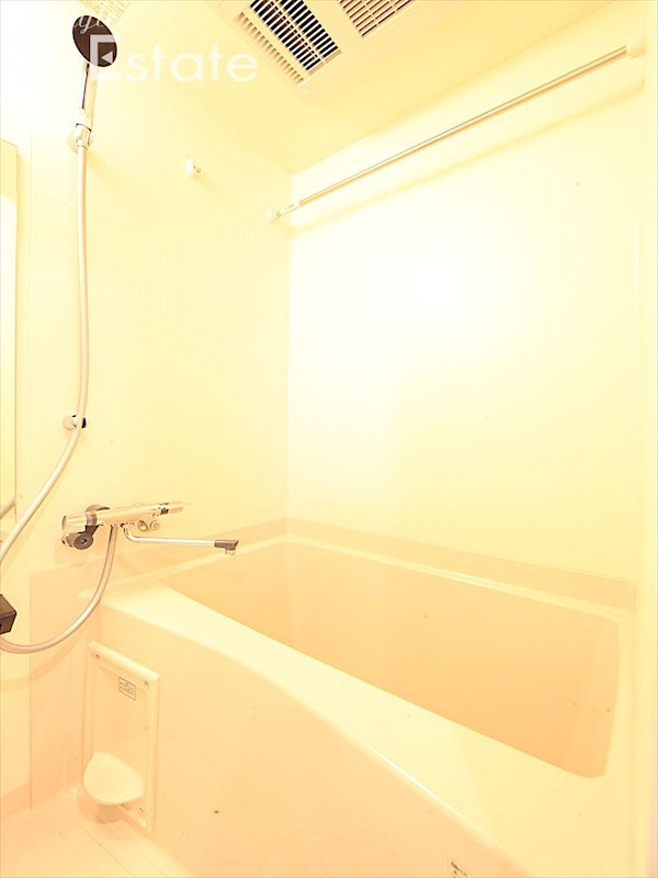 バス・シャワールーム　バスルーム