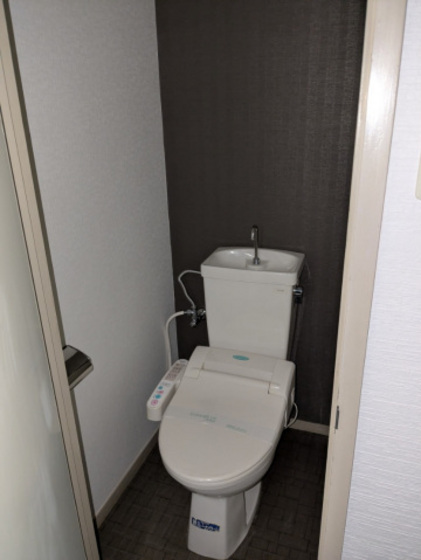 トイレ　※別部屋の写真です