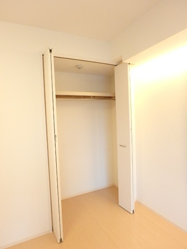 収納　図面と現状に相違がある場合には現状を優先