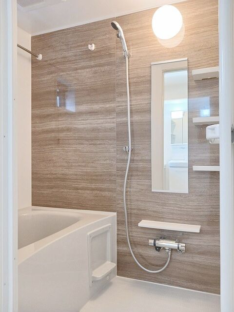 バス・シャワールーム