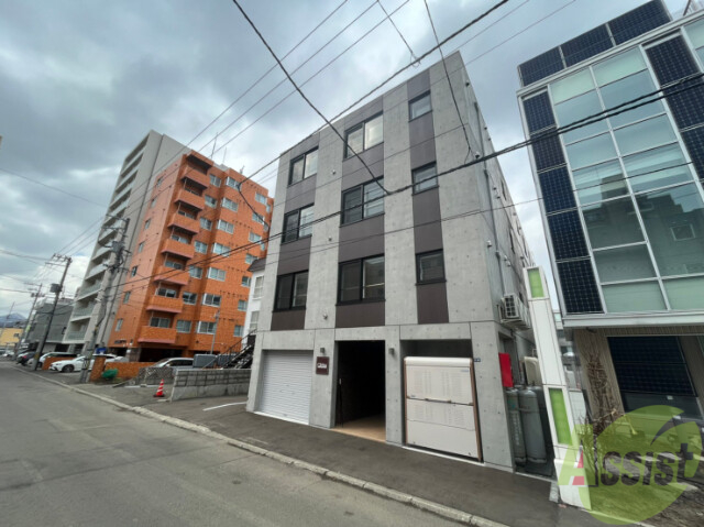 建物外観　札幌市中央区南１０条西「グローリア南１０条」