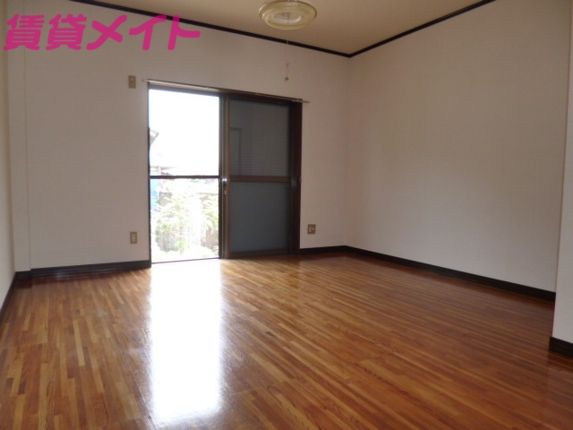 居室・リビング　別部屋参考写真