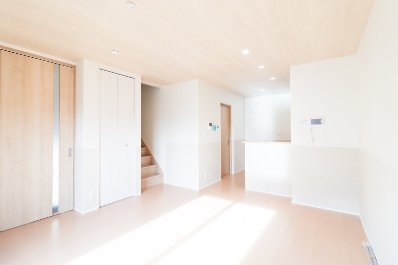 居室・リビング　図面と現状に相違がある場合には現状を優先