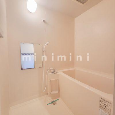 バス・シャワールーム　※写真は別号室のものですので現状優先とさせていただきます