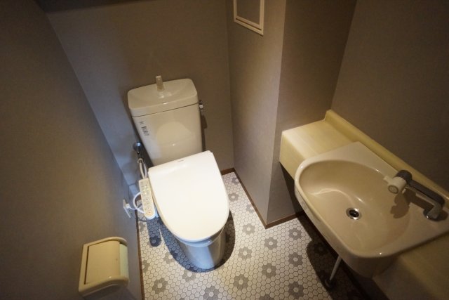 トイレ　共有スペースです。