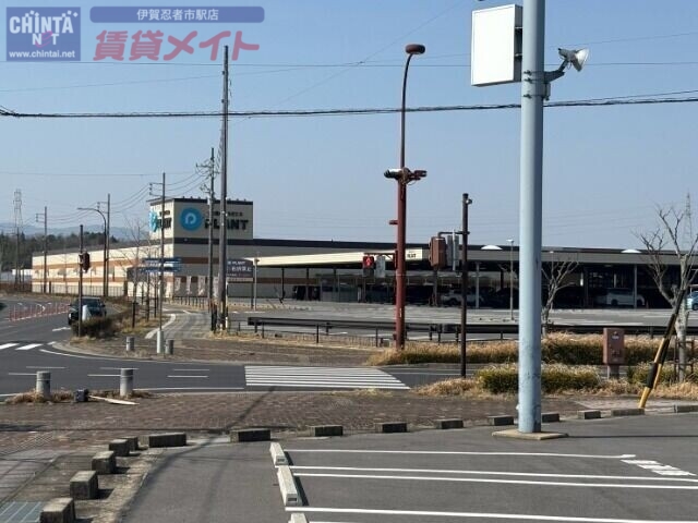 スーパー　SUPER　CENTER　PLANT伊賀店（スーパー）まで327m
