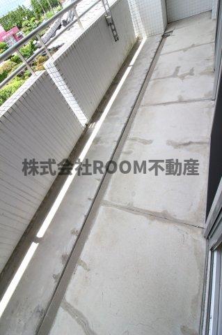 バルコニー　バルコニーがあります