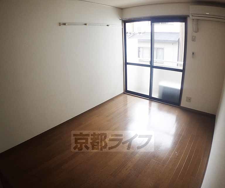 居室・リビング　綺麗な洋室です