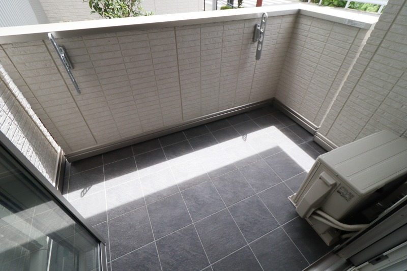 バルコニー　図面と現状に相違がある場合には現状を優先