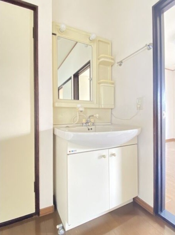 洗面設備　図面と現状に相違がある場合には現状を優先