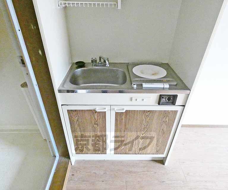 キッチン　ＩＨ付きのコンパクトなキッチンです！