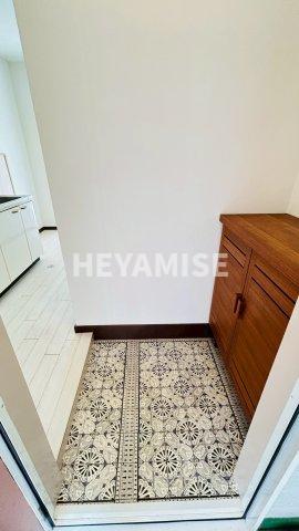 玄関　※同間取りの別の階のお部屋の画像です※現況を優先します