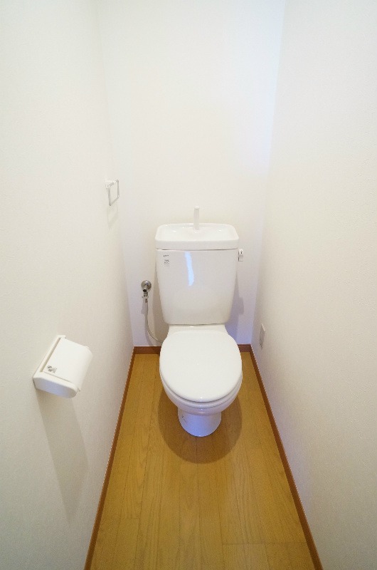 トイレ　別号室イメージ