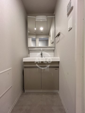 洗面設備　リヴェント福島　独立洗面台