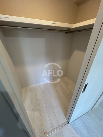 収納　リヴェント福島　ウォークインクローゼット