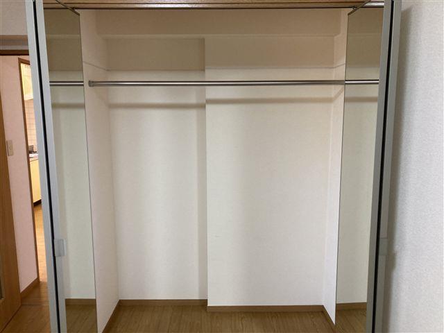 収納　北洋室収納