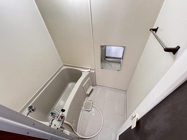 バス・シャワールーム　浴室