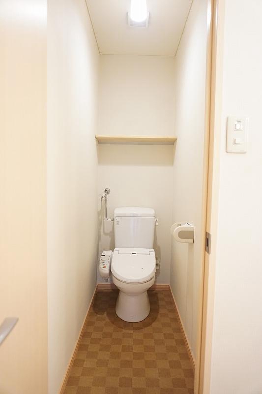 トイレ　トイレ